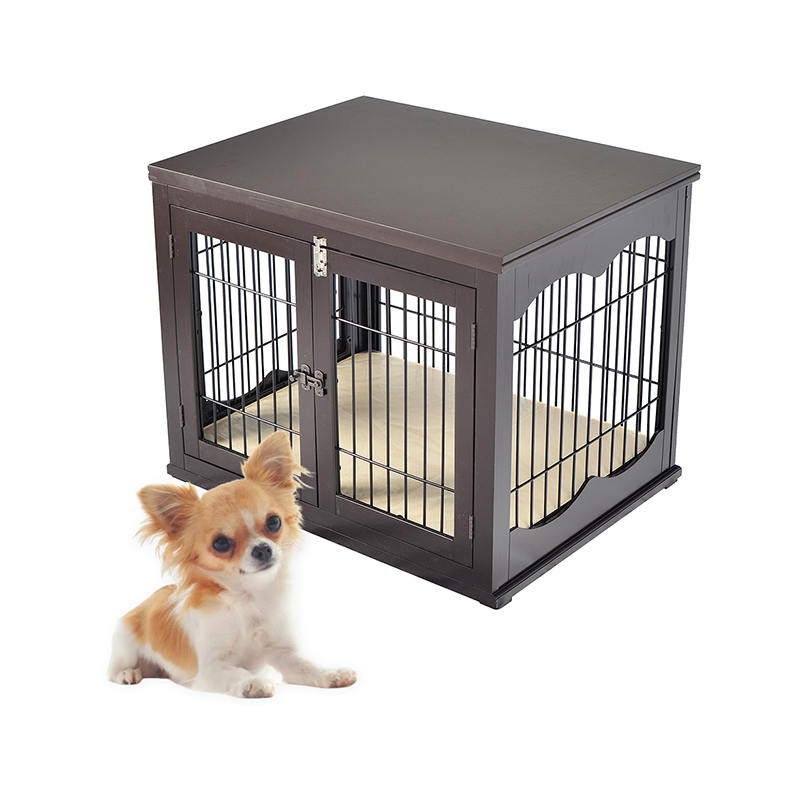 Vnitřní velký dřevěný nábytek ve stylu psí klece Vnitřní velký dřevěný nábytek ve stylu psí klece